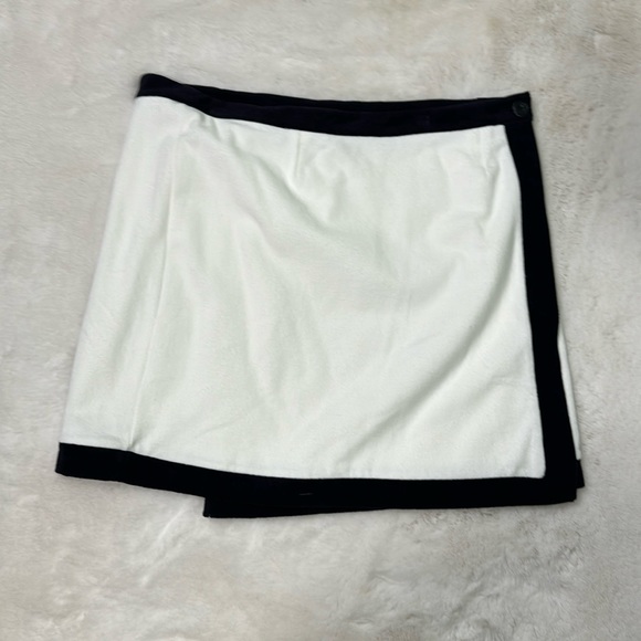 Lands End wrap skirt, size 10 - Picture 1 of 5